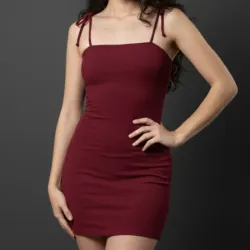 Vestido elastizado de tirantes ajustables 