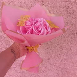 Ramo de rosas pequeño