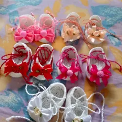Zapatillas tejidas para beba