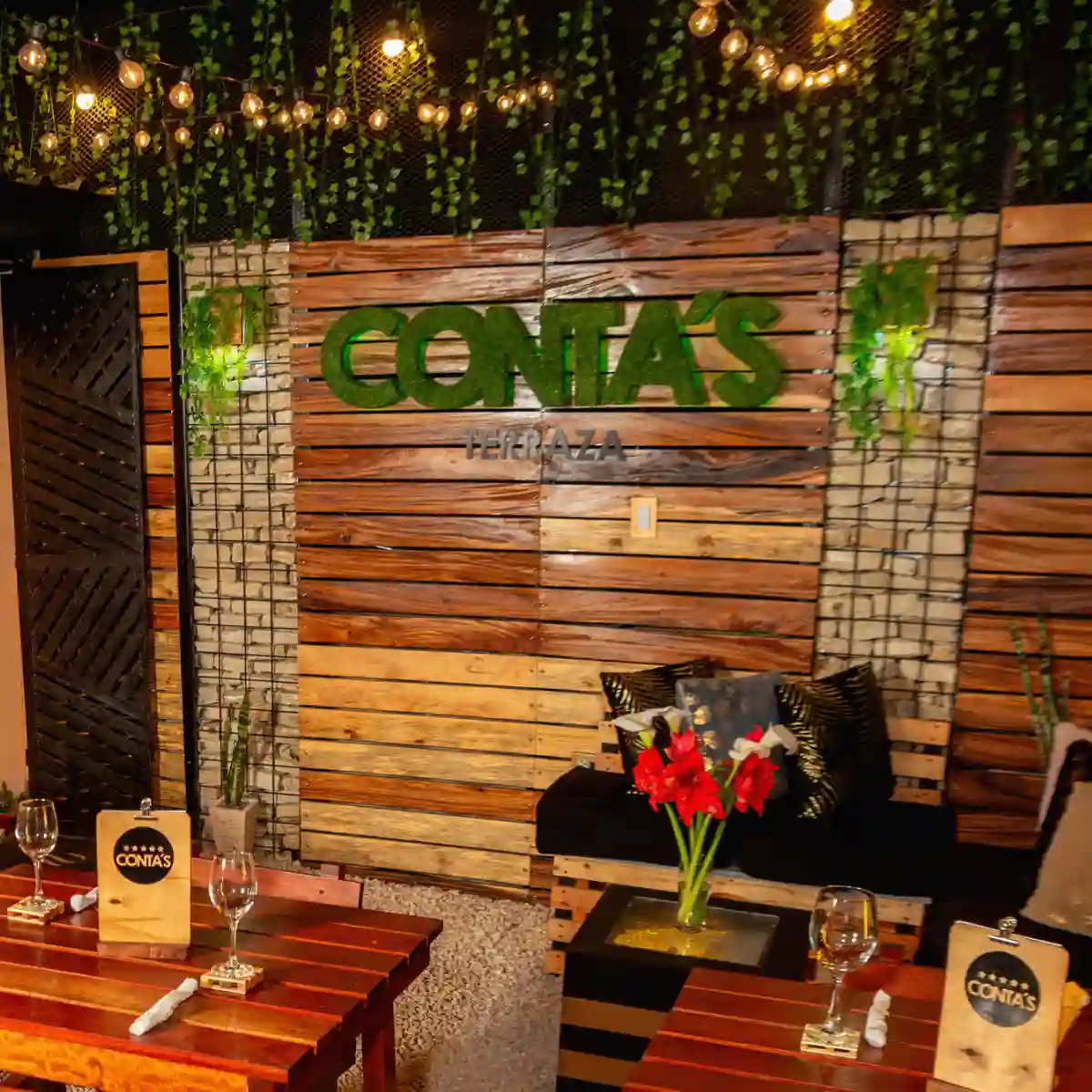 Conta's Empanadas Restaurante-SportBar