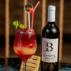 Tinto y Deseo