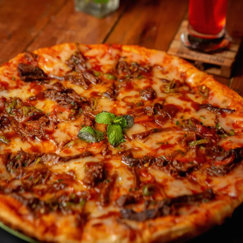 Pizza barbacoa de carne 