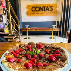 Pizza de Nutella, Fresas en almíbar y Maní