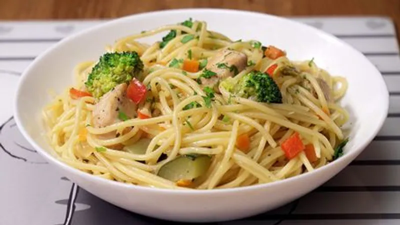 (QB) Espaguetis con vegetales 