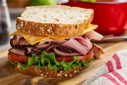 Sandwich de Jamón Bravo 