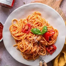 Pasta con Tomate
