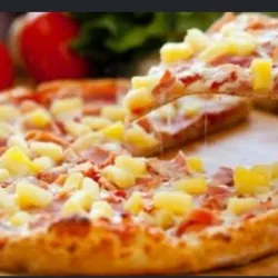Pizza Hawaiana