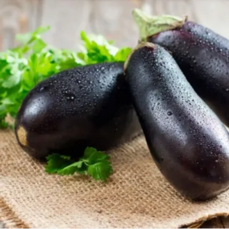Berenjena (1 lb)