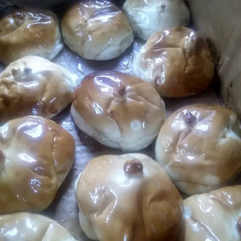 Pan Relleno de Leche Condensada