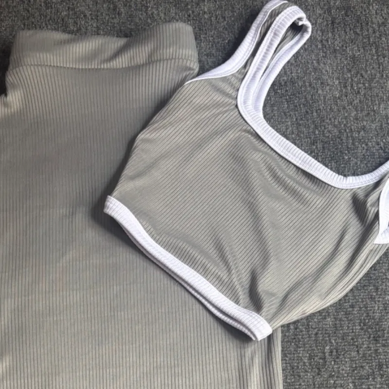 Conjunto de saya (gris claro ) 🩶