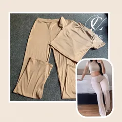 Juego de pantaloneta y blusa (cuello alto) color beige   