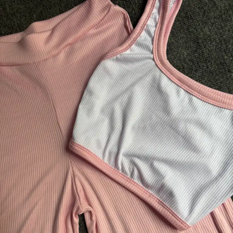 Juego de pantaloneta y top de tirantes rosa claro 