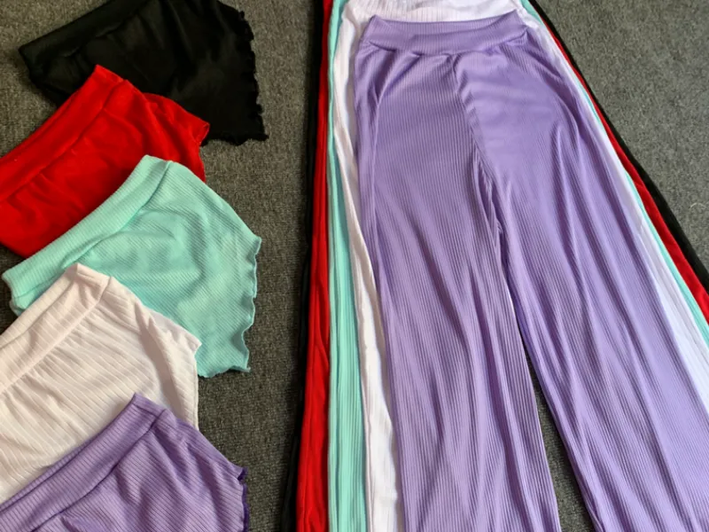 Juego de pantaloneta y top desmangado de vuelitos😍