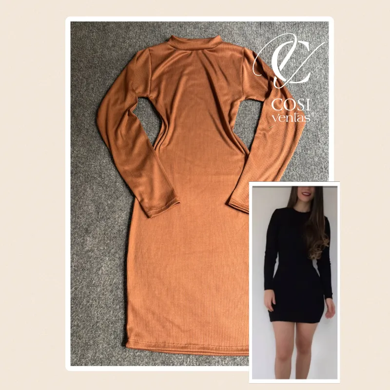 Vestido cuello alto manga larga carmelita oscuro 