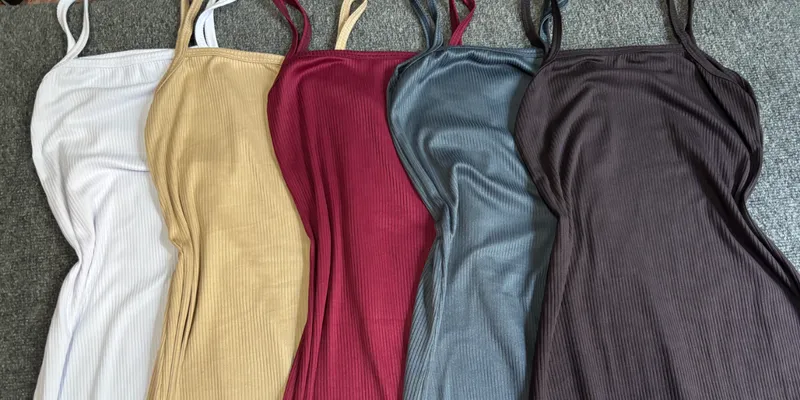 Vestido de tirantes largo/cerrado (tela de espagueti) disponibles varios colores 