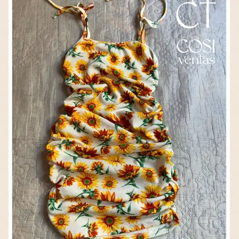 Vestido estampado de girasoles 