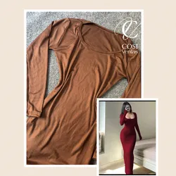 Vestido largo cerrado de mangas largas En carmelita 