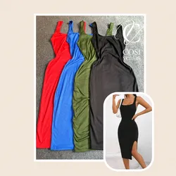 Vestido tipo camiseta con apertura en la pierna