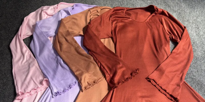 Vestidos cortos de manga larga arrugadita 💕