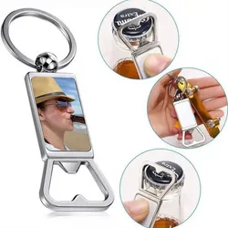 Llavero metálico rectangular con abridor