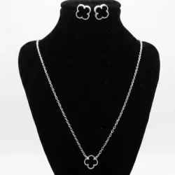 Van Cleef Negro 1
