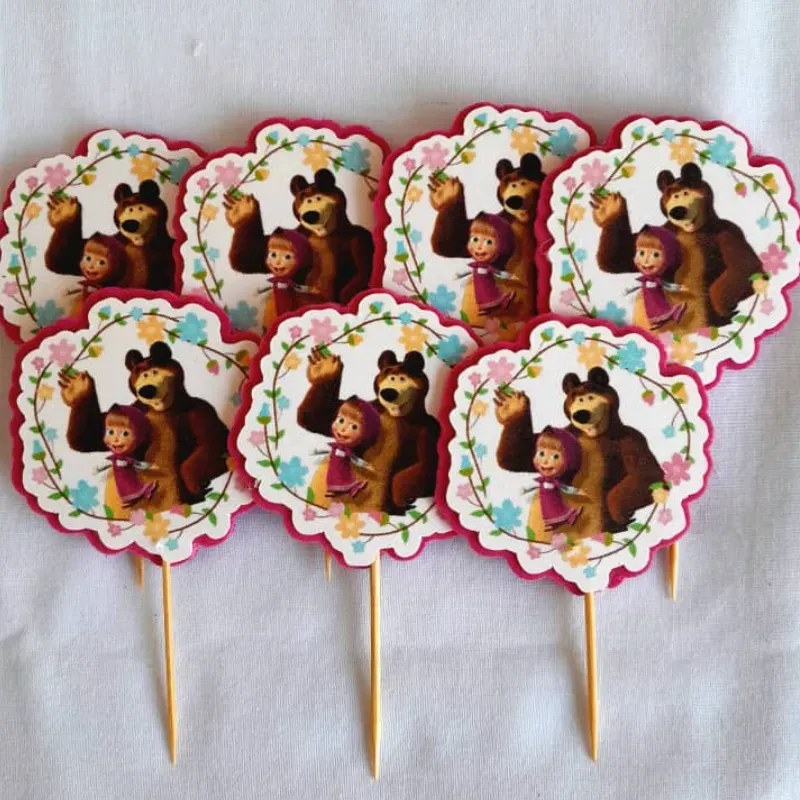 11-02 Cupcake topper Masha y Oso