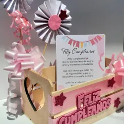 CAJA DE MADERA CUMPLEAÑOS ROSA