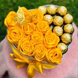 Corazon con rosas