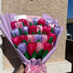 Ramo tulipanes 25