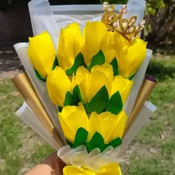 Ramo tulipanes 12