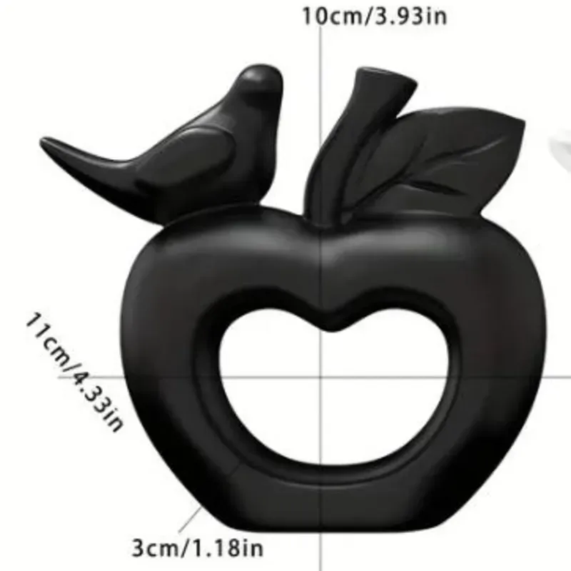 Apple with bird (Manzana con pájaro). Figura decorativa de yeso