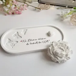 Bandeja con diseño de mariposas