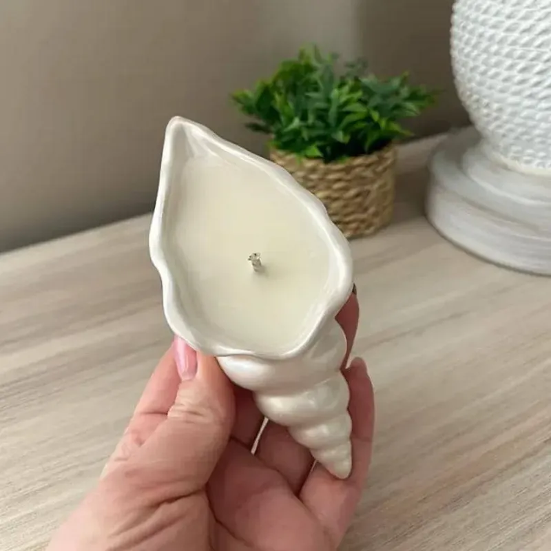 Caracol de yeso. Para plantas artificiales o para velas (no incluidas)