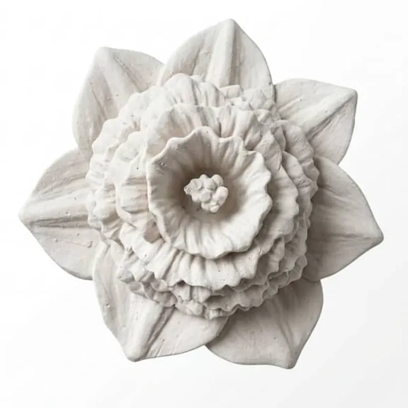 Flor de loto. Figura decorativa de yeso