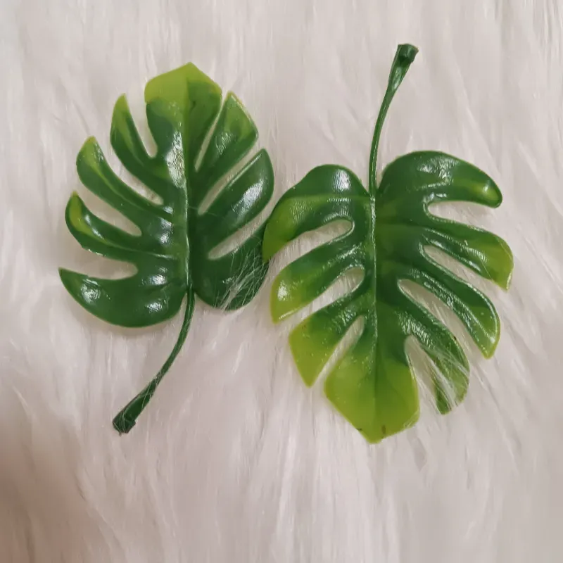 Hojas tropicales 
