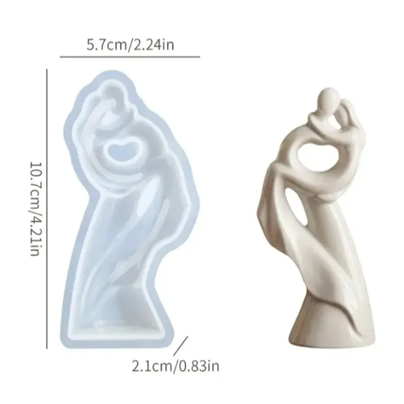Juego de dos pequeñas estatuillas de yeso