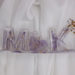 Adornito de letras y corazón 