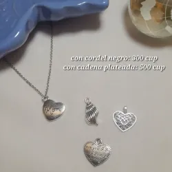 Collar con dijesitos