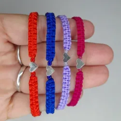 Pulseritas con corazoncitos 