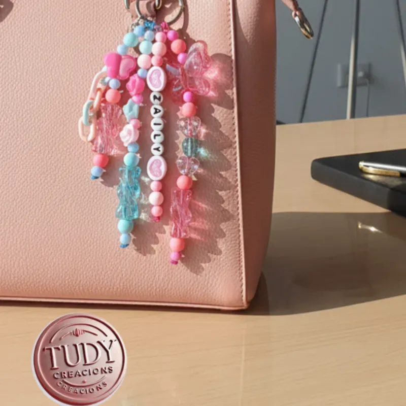 Colgante para bolsos, mochilas y carteras 