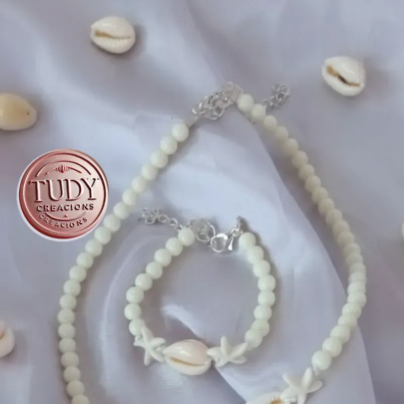 Collar y pulsera con temática marina 