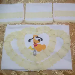 Jugo de cuna en encajes