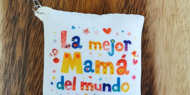 Llaveros minicojines