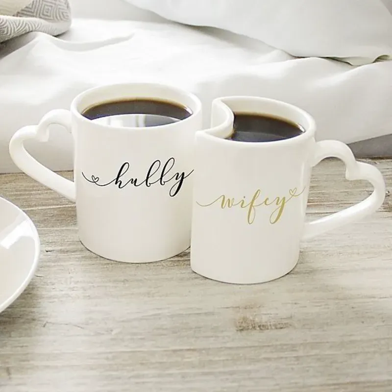 Pareja de jarras con Asa de Corazón Blanca