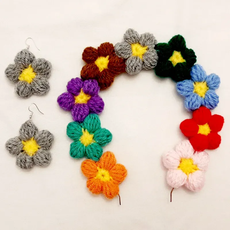 Diadema y aretes 
