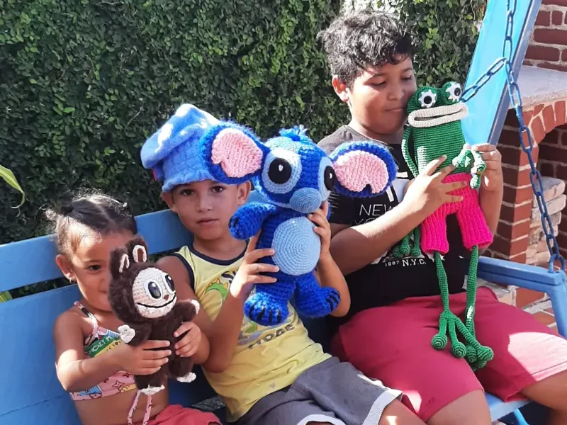  Todos los diseños del catálogo son por encargo.