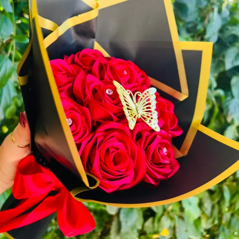 Ramo de rosas eternas 