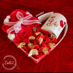 Caja de Corazón + Jarra 💖