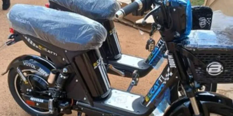 Bicimoto bucatti ultra*