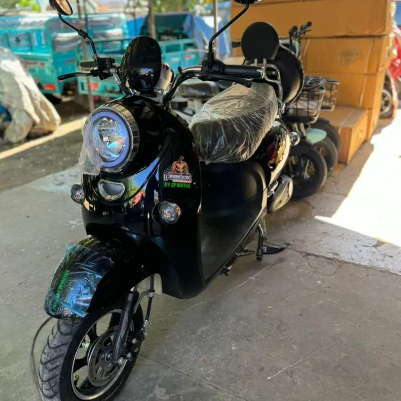 Moto eléctrica marca Zp raly 🛵